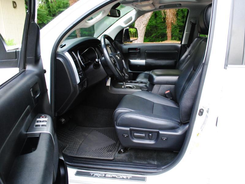 Toyota Sequoia  2018