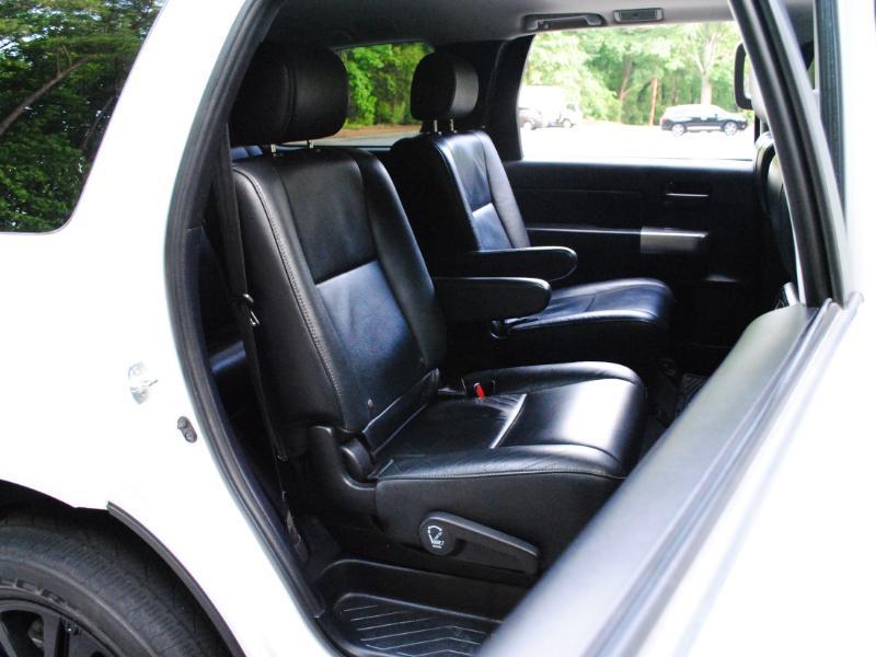Toyota Sequoia  2018