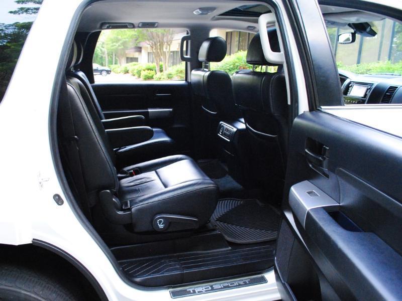 Toyota Sequoia  2018