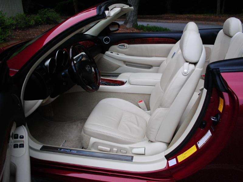 Lexus SC 430 Convertible 2006
