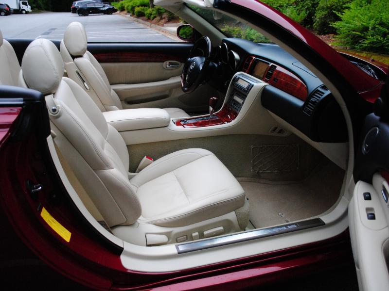 Lexus SC 430 Convertible 2006