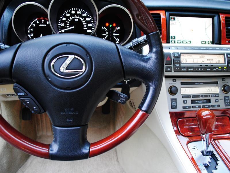Lexus SC 430 Convertible 2006