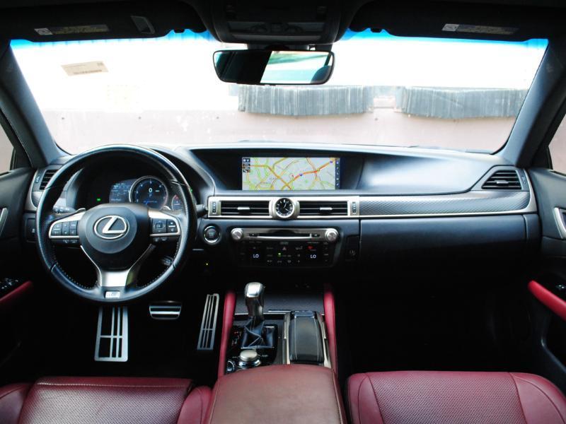 Lexus GS  2018