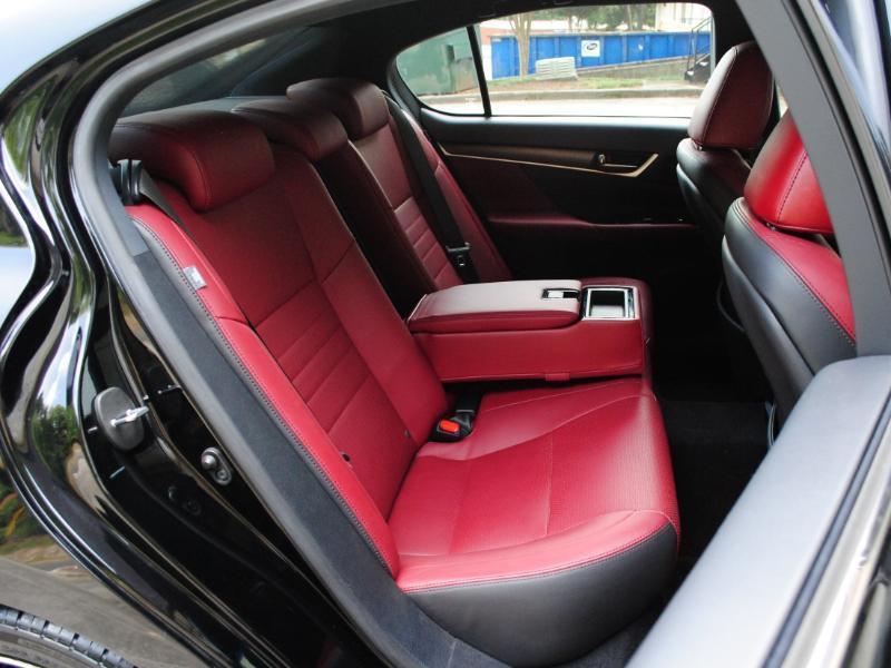 Lexus GS  2018