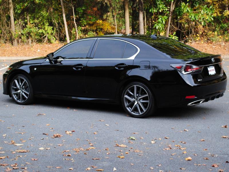 Lexus GS  2018