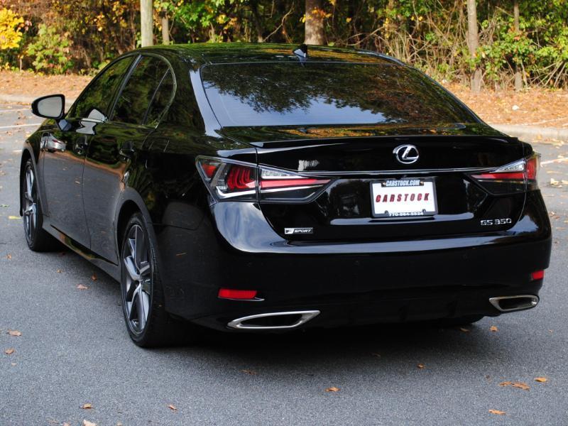 Lexus GS  2018