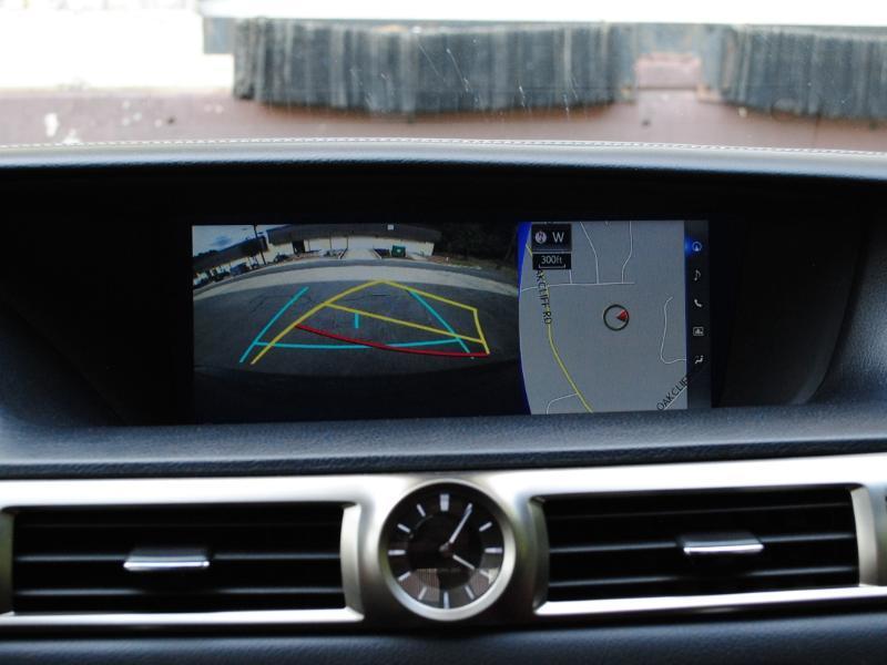 Lexus GS  2018