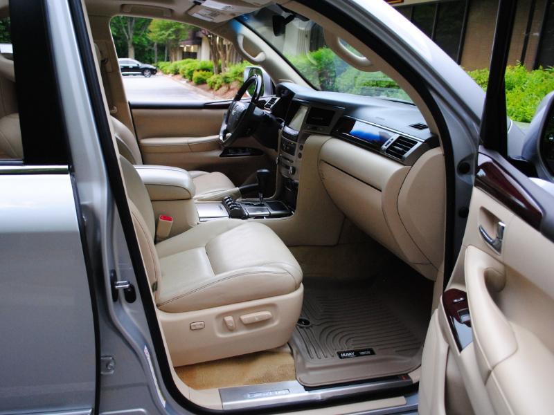 Lexus LX 570  2014