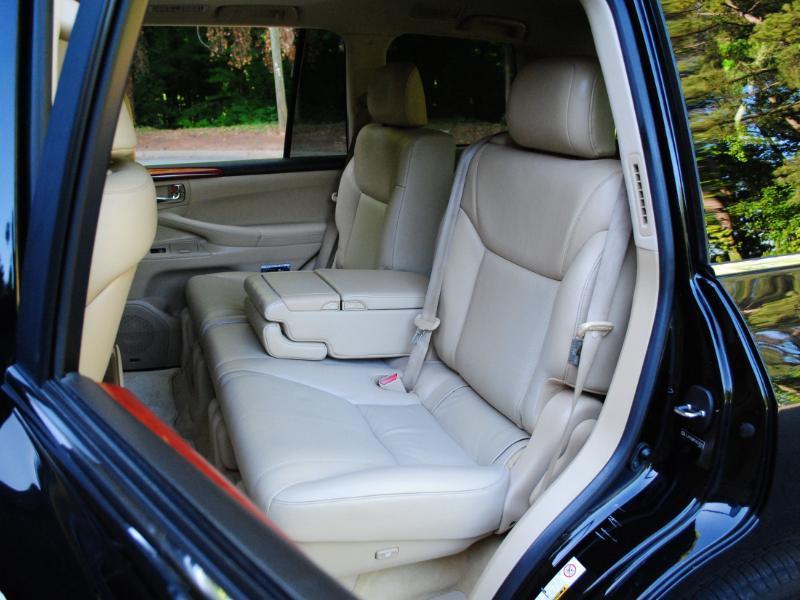 Lexus LX 570 Sport Utility 2009