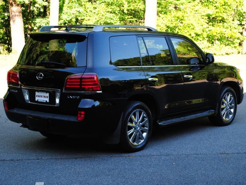 Lexus LX 570 Sport Utility 2009