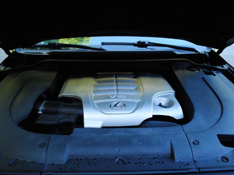 Lexus LX 570 Sport Utility 2009