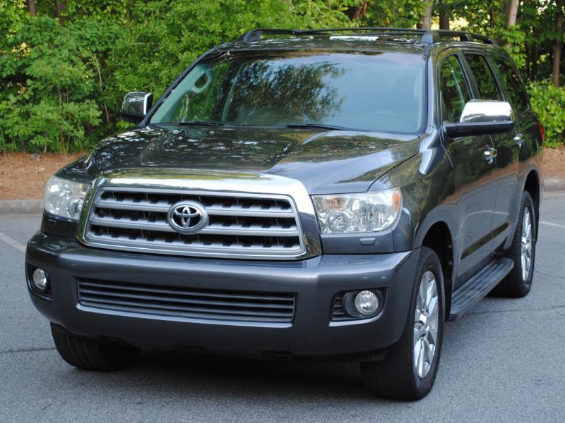 Toyota Sequoia Limited 4WD FFV 2013