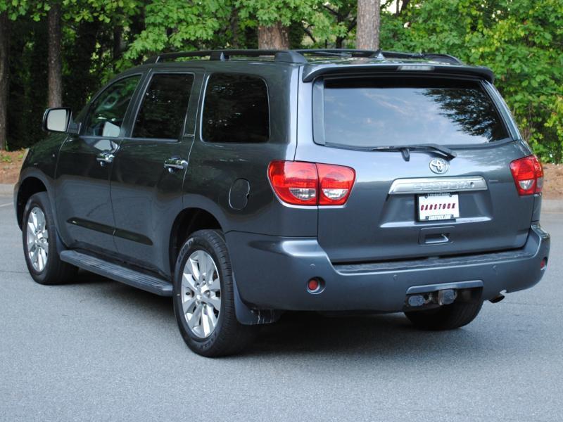 Toyota Sequoia Limited 4WD FFV 2013