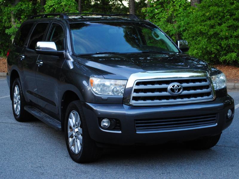 Toyota Sequoia Limited 4WD FFV 2013