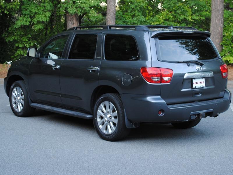 Toyota Sequoia Limited 4WD FFV 2013