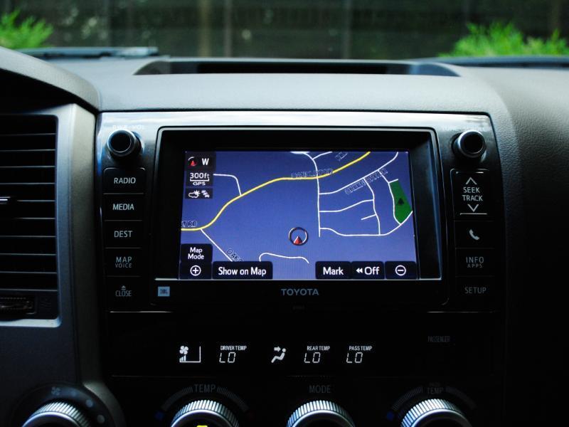 Toyota Sequoia Limited 4WD FFV 2013