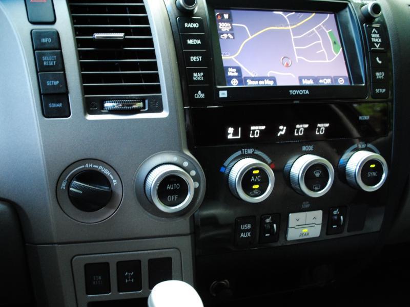 Toyota Sequoia Limited 4WD FFV 2013