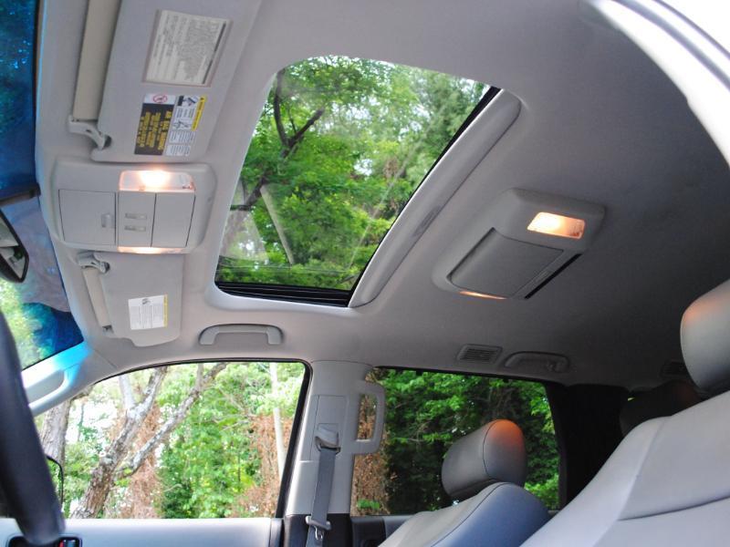 Toyota Sequoia Limited 4WD FFV 2013
