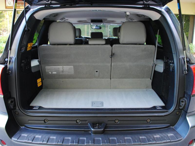 Toyota Sequoia Limited 4WD FFV 2013