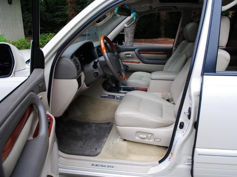 Lexus LX 470  2004