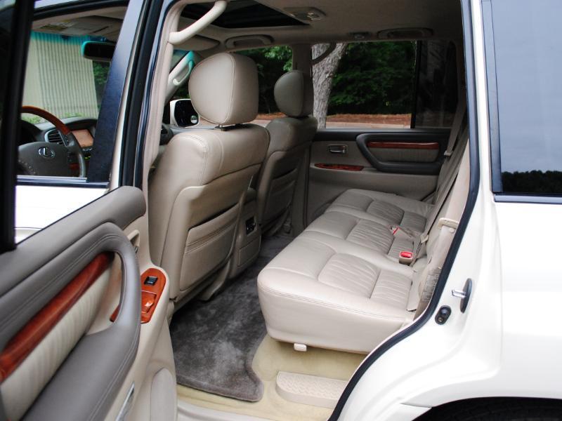 Lexus LX 470  2004