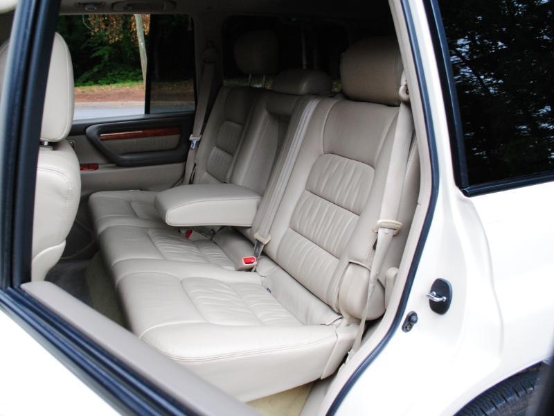 Lexus LX 470  2004