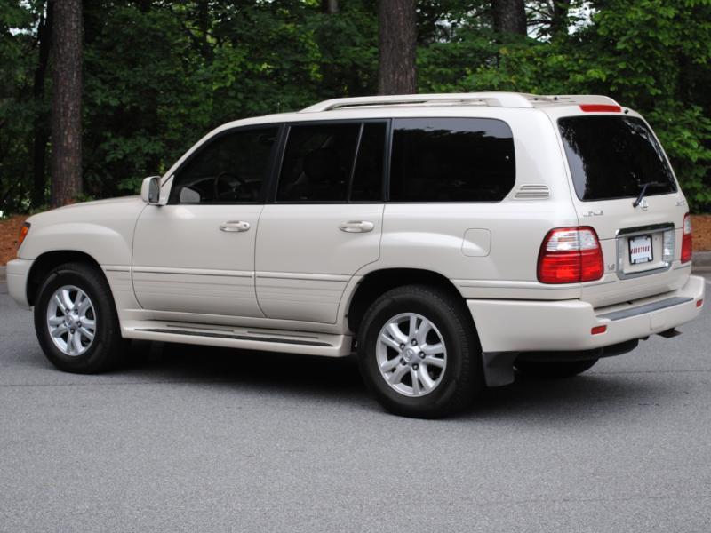 Lexus LX 470  2004