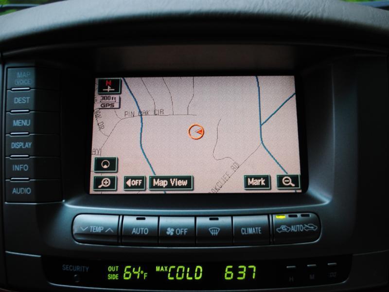 Lexus LX 470  2004