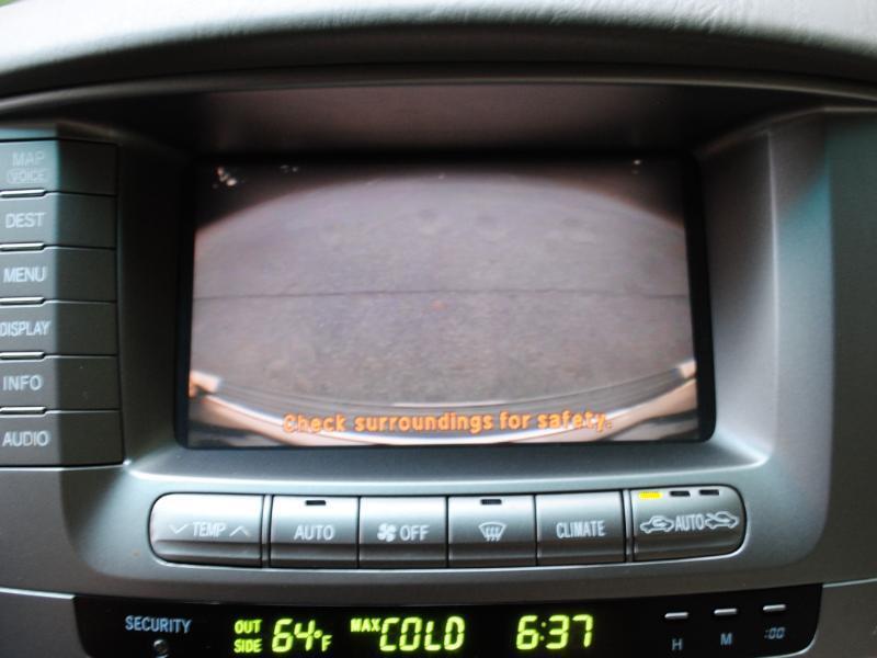 Lexus LX 470  2004