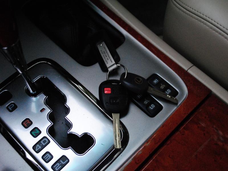 Lexus LX 470  2004