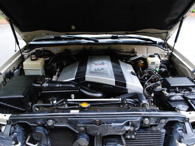 Lexus LX 470  2004