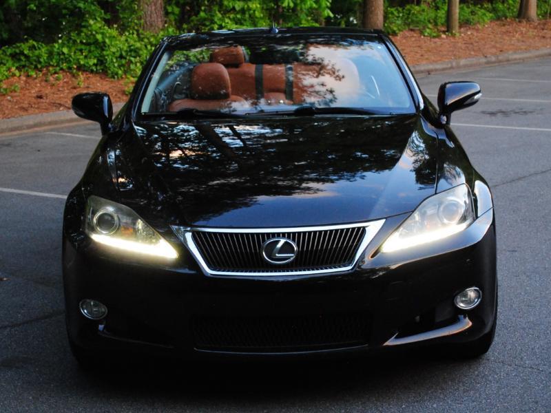 Lexus IS C  2015