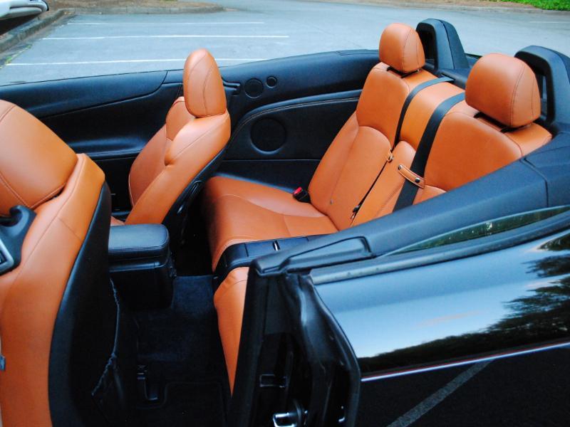 Lexus IS C  2015