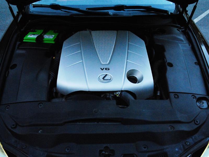 Lexus IS C  2015
