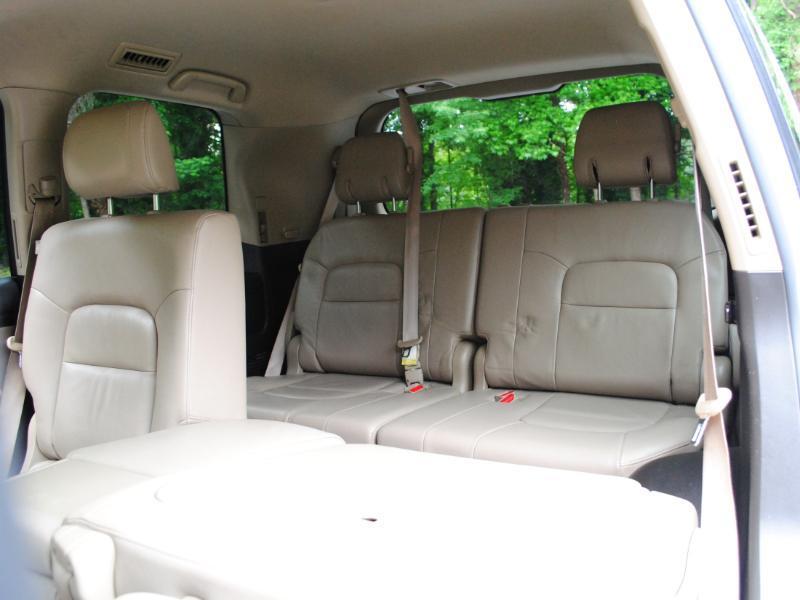 Toyota Land Cruiser 4WD 2011