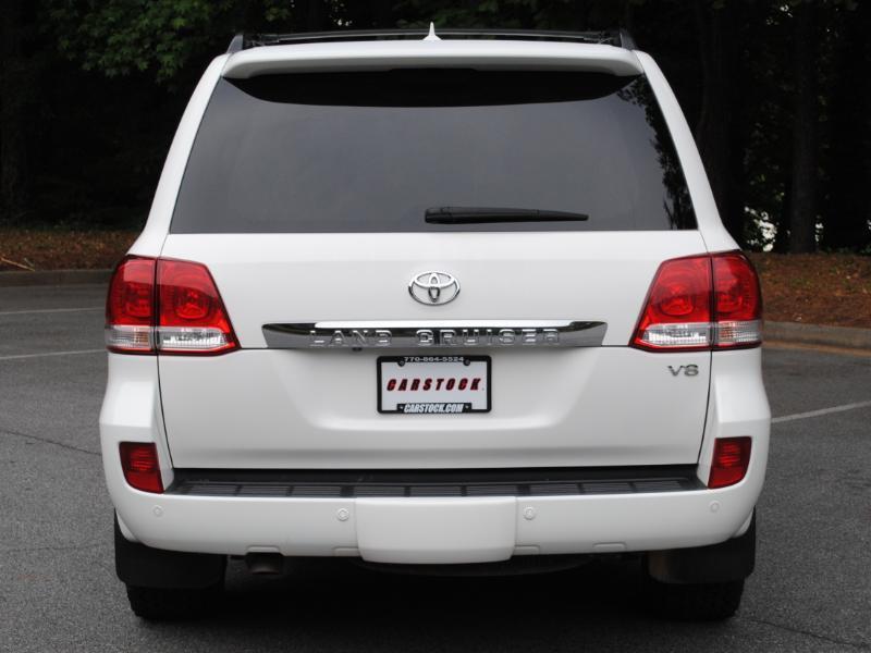 Toyota Land Cruiser 4WD 2011