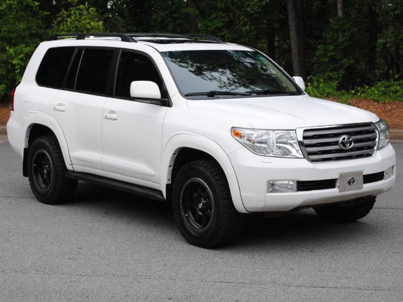 Toyota Land Cruiser 4WD 2011