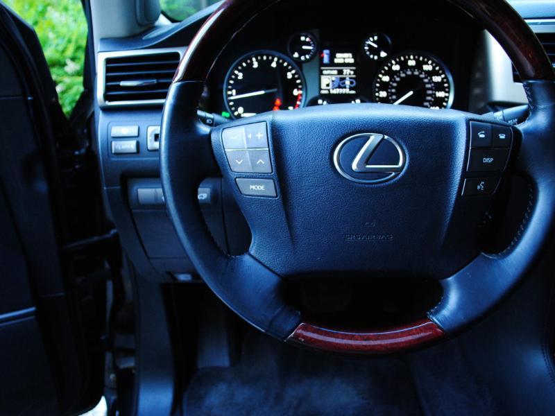 Lexus LX 570 Sport Utility 2014