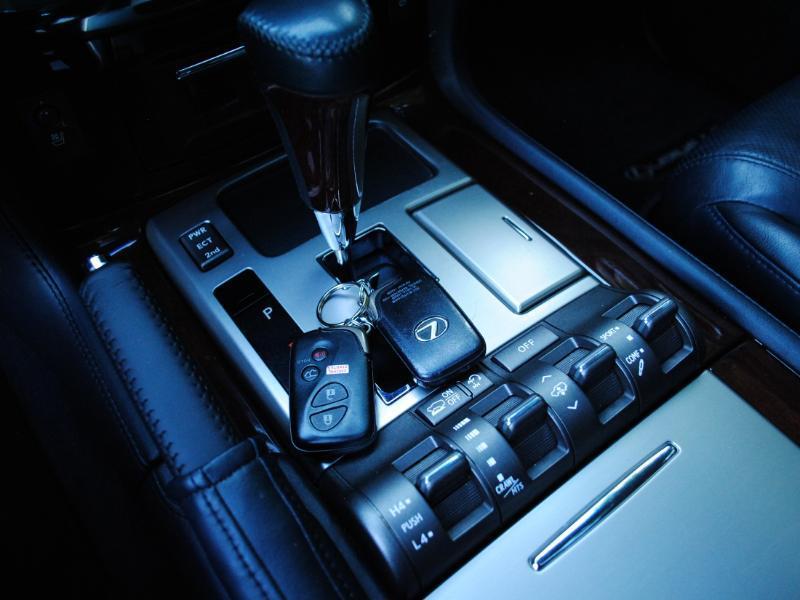 Lexus LX 570 Sport Utility 2014