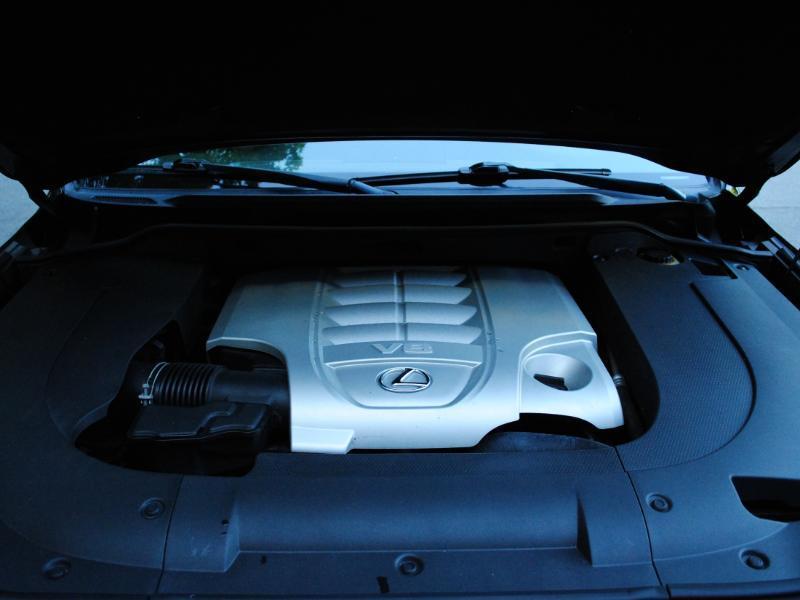 Lexus LX 570 Sport Utility 2014