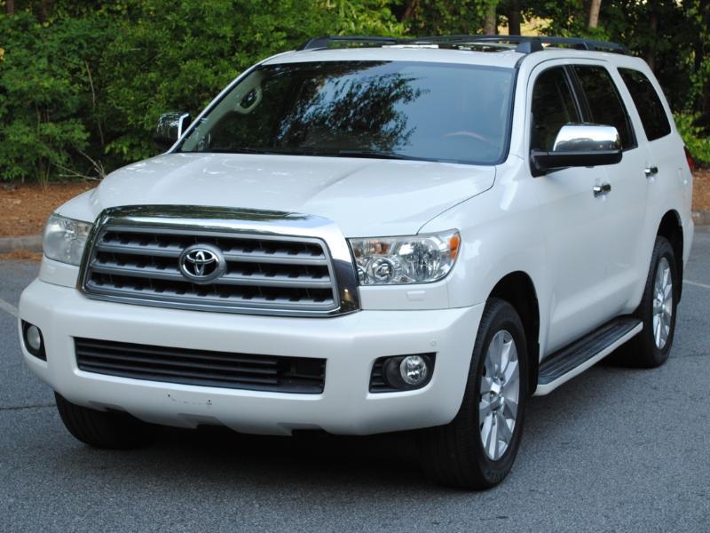 Toyota Sequoia  2011