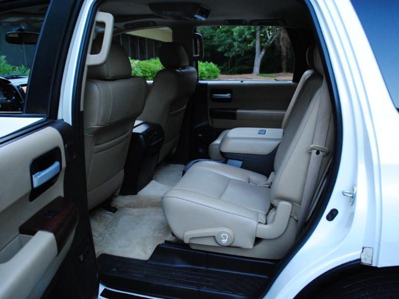 Toyota Sequoia  2011