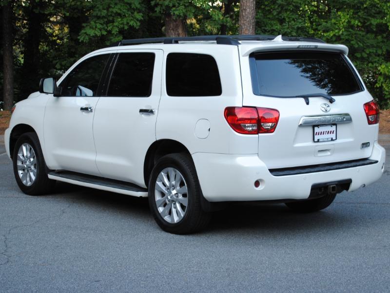 Toyota Sequoia  2011