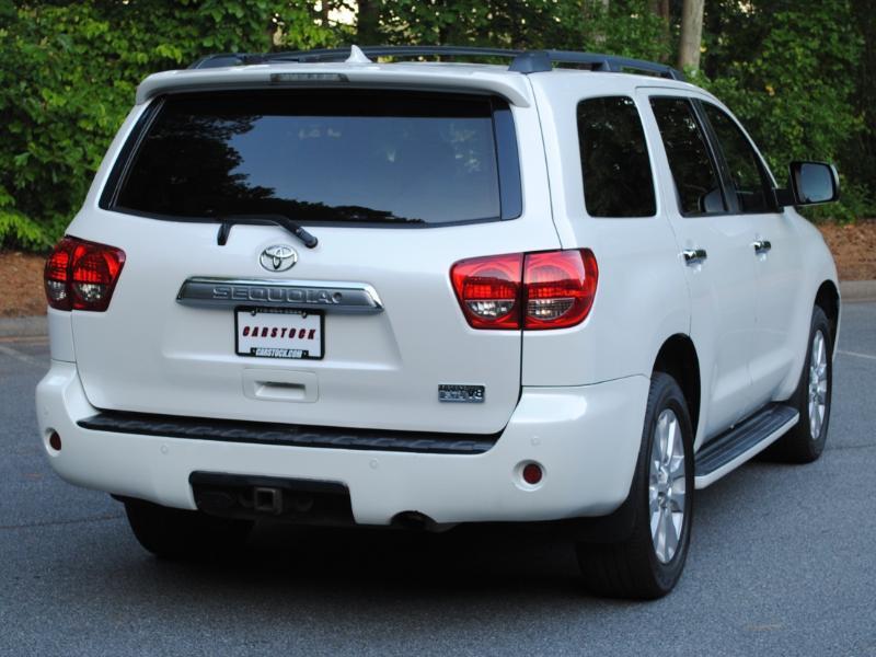 Toyota Sequoia  2011
