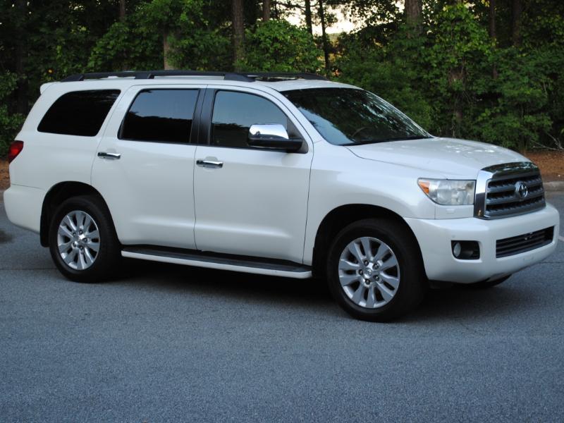 Toyota Sequoia  2011