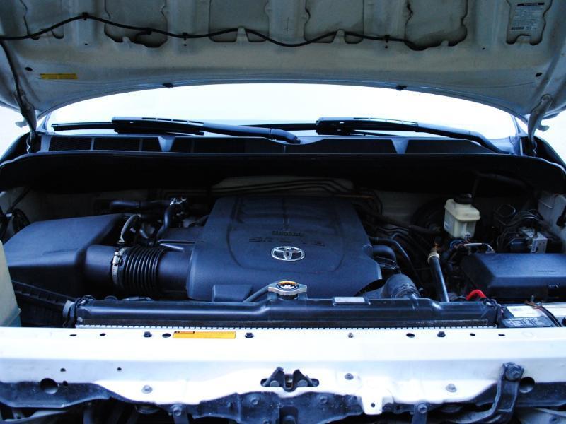 Toyota Sequoia  2011