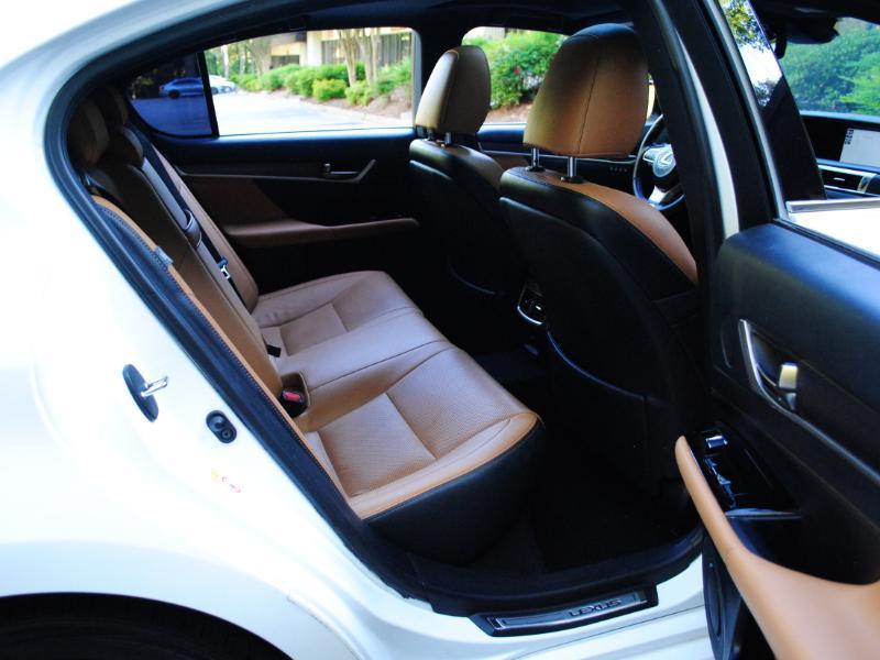Lexus GS  2019