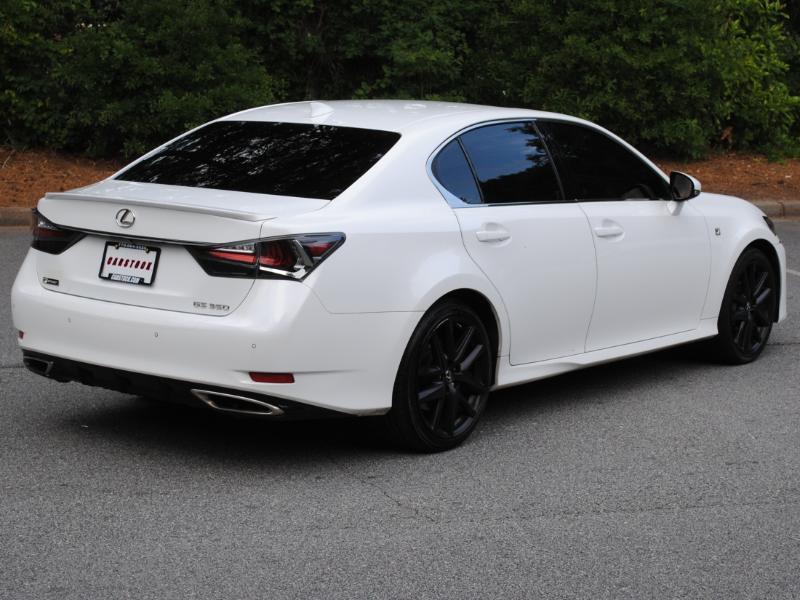 Lexus GS  2019