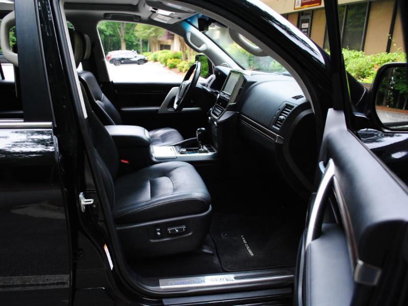 Toyota Land Cruiser  2016