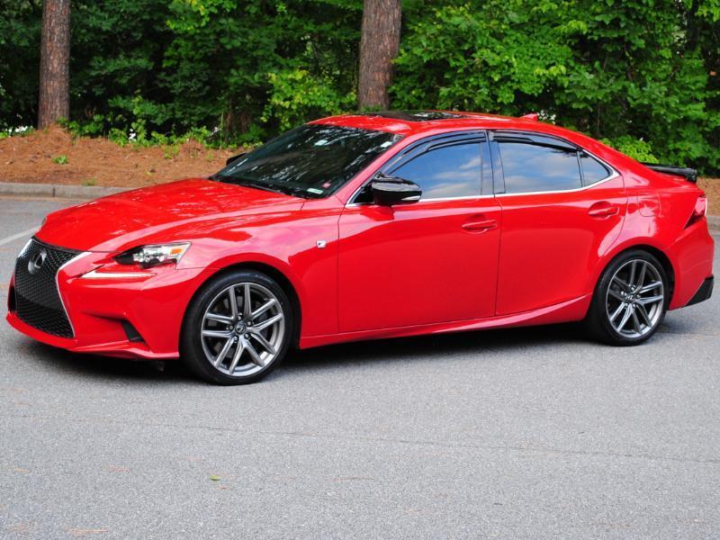 Lexus IS  2016
